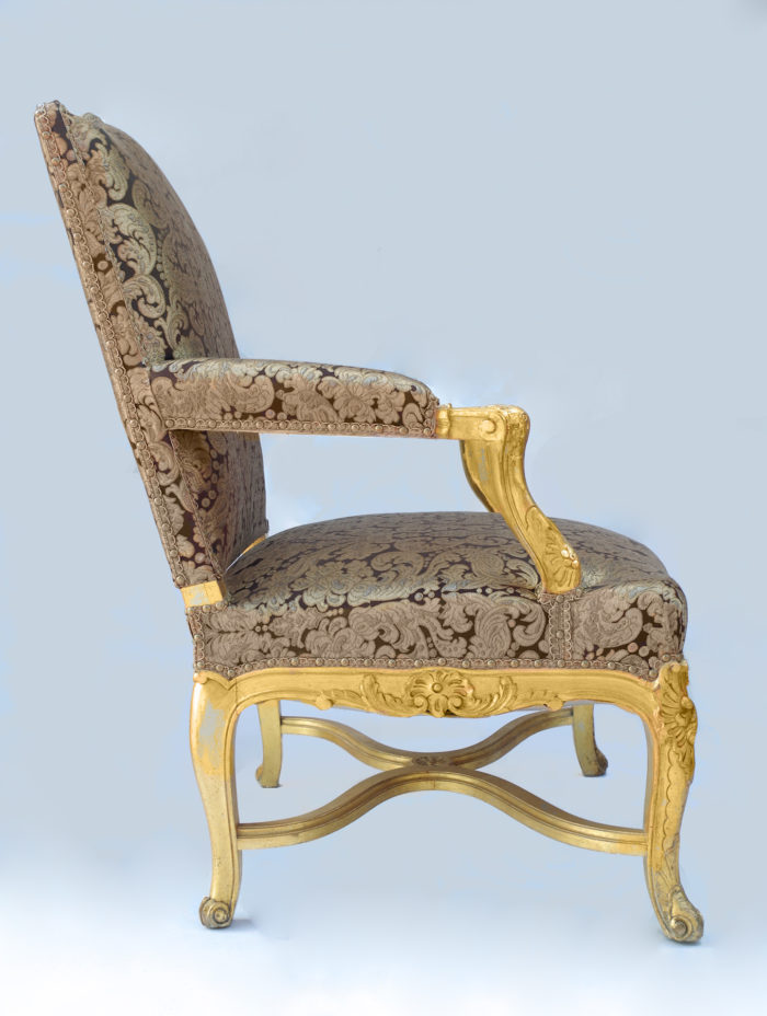 Paire fauteuils régence doré