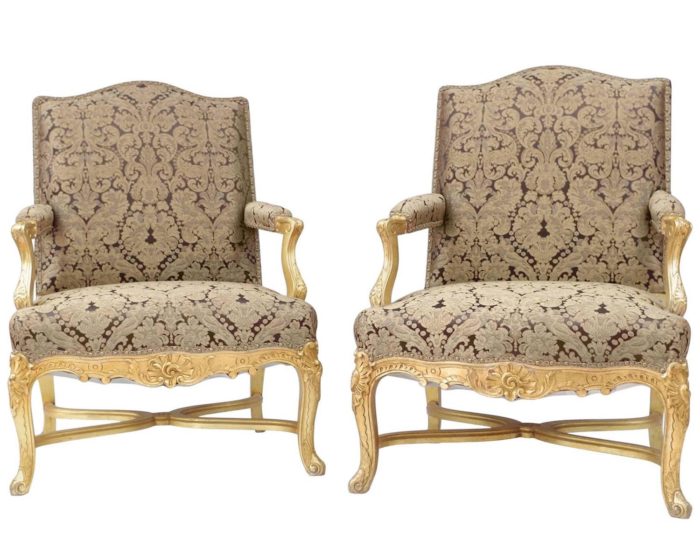 fauteuils regence bois dore garniture or marron