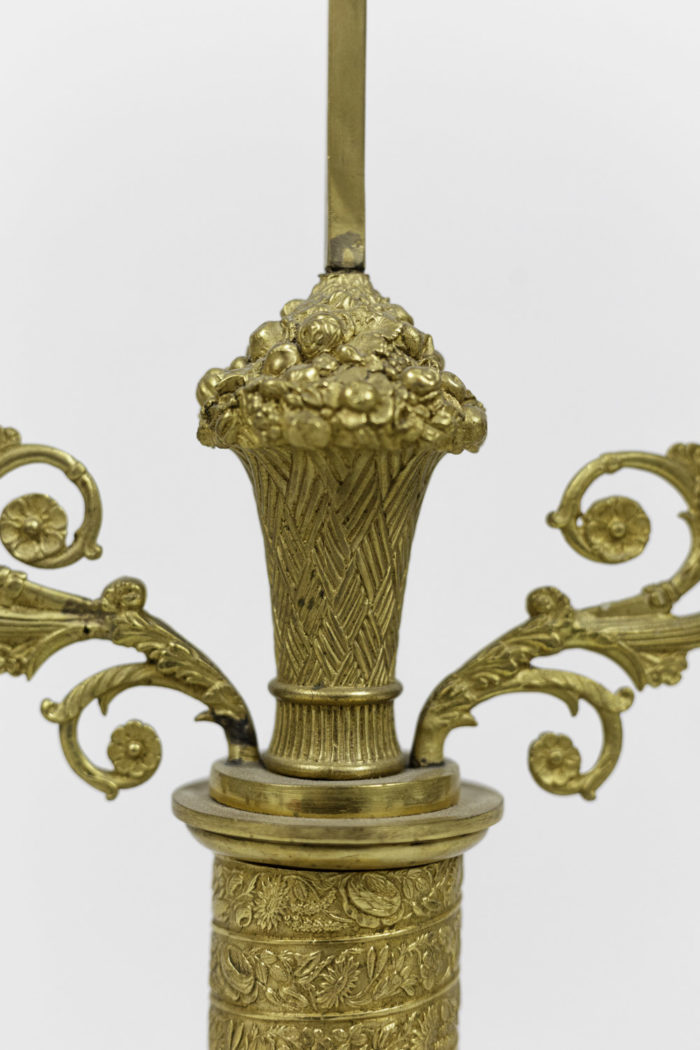 lampes style restauration bronze doré panier fleurs