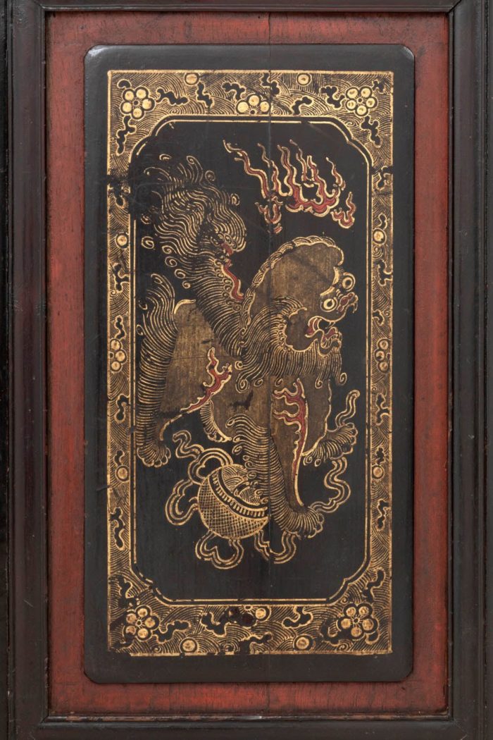 porte laque chinoise lion gardien or rouge
