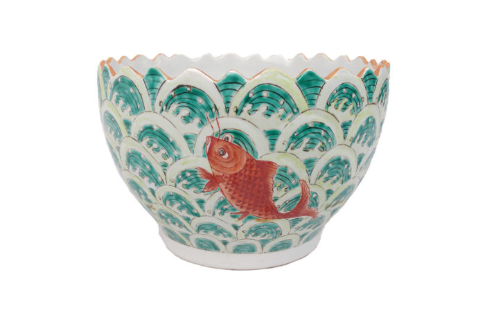 cup chinese porcelain fishes