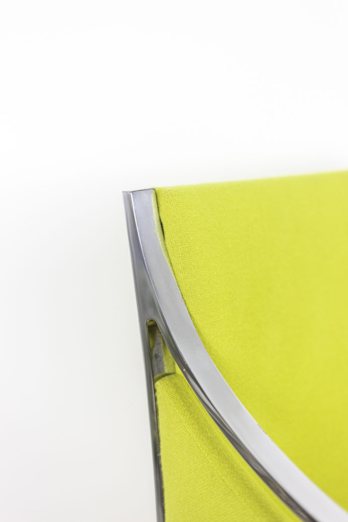 stow davis fauteuil métal chromé tissu jaune détail