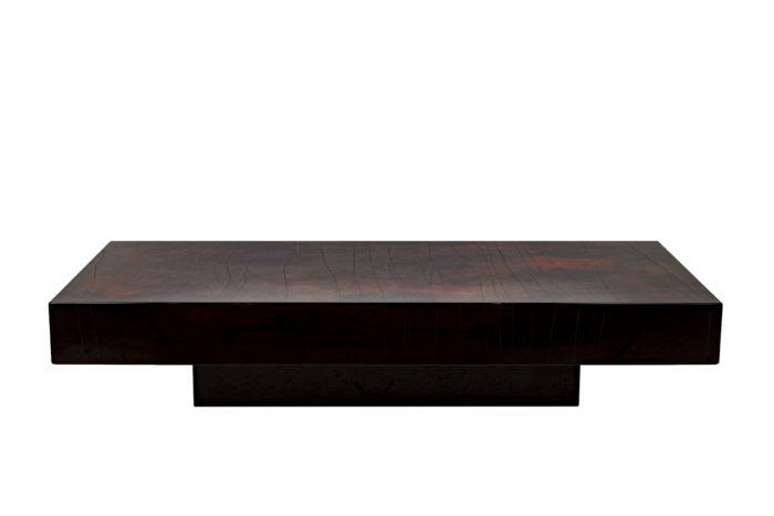 Coffee table in red and black bakelite 3