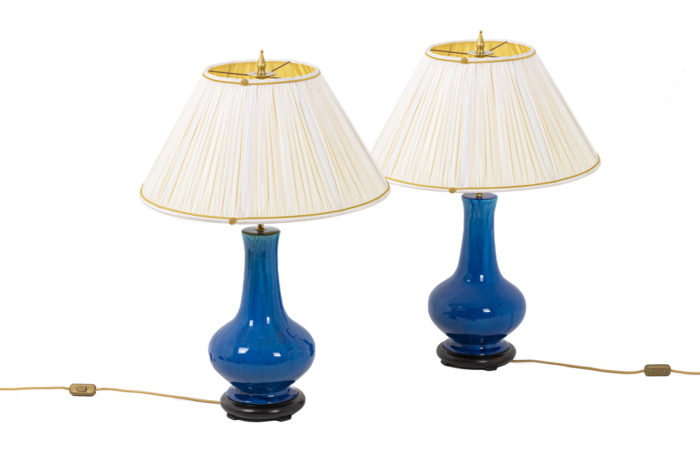 Pair of blue lamps 1