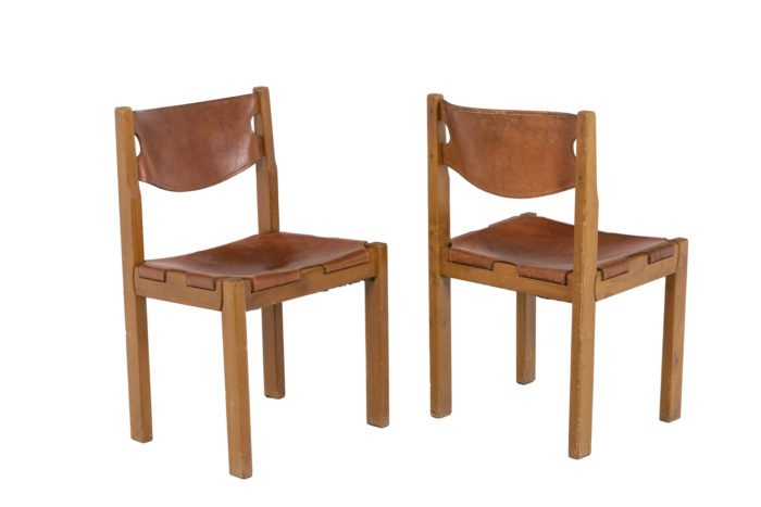 Maison Regain, Series of six chairs in elm and leather 3