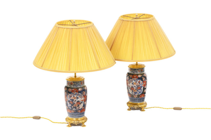 Pair of lamps in Imari porcelain