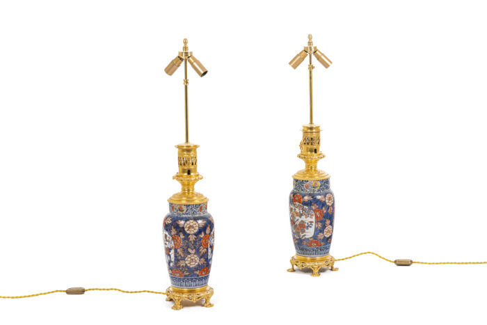 Pair of lamps in Imari  - both without lampshade