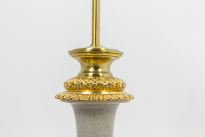 Lamp in porcelain - detail of gilt