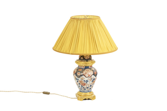 Lampe en porcelaine d'Imari et bronze doré, circa 1880 - face