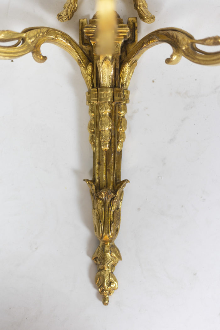 Pair of Louis XVI style sconces in gilded bronze, circa 1880 - bronze