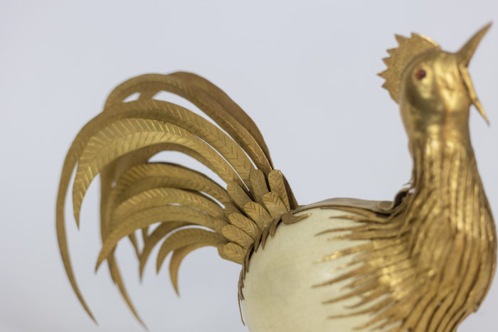 Rooster in ostrich egg and golden brass, 1970s - detail