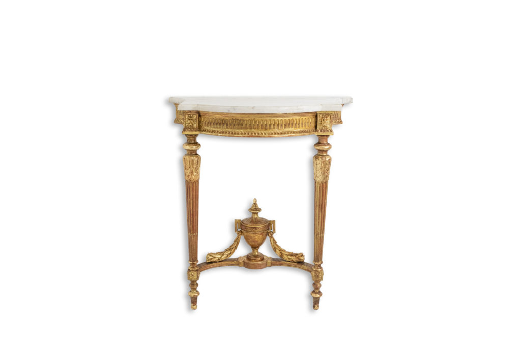 Console in gilded and carved wood, marble top. Circa 1880.