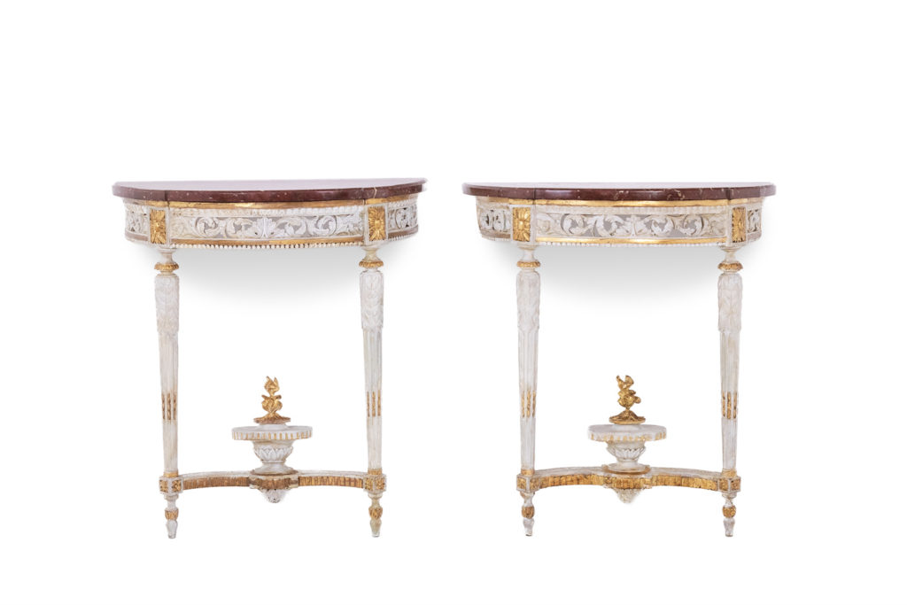 Malot. Pair of lacquered consoles from the Louis XVI period. Circa 1780.