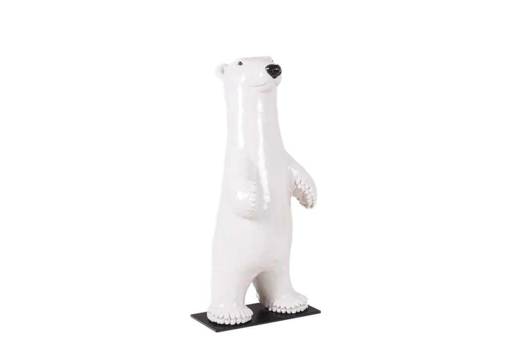 Valérie Courtet. Standing polar bear. Contemporary work.